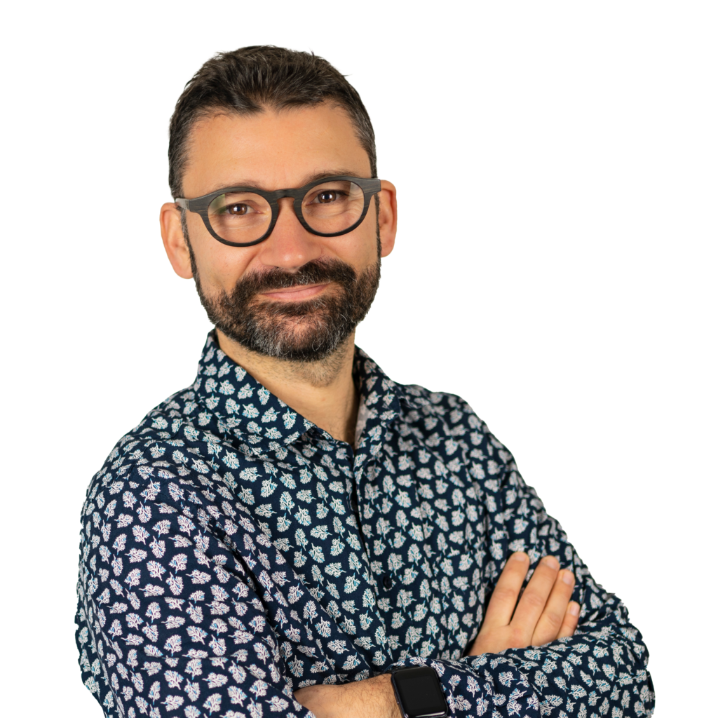 Vincent_bras_croisés_t_lissé